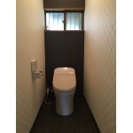 和式トイレから洋式トイレへ。タンクレスでスッキリ広々