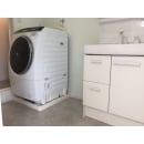 間口750の洗面台と640サイズの洗濯機パンを設置しても余裕のあるゆったりとしたスペースです。