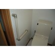 今まで汲み取りトイレだったトイレを、松阪市役所の補助金を使い合併浄化槽を設置し水洗トイレへと変身させました。