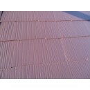 屋根は日本ペイントの遮熱塗料「サーモアイＳｉ」で仕上げました。