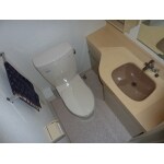 ２階のトイレ交換と改修工事。