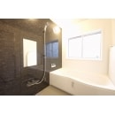 1坪のタイル風呂を、1.25坪の広くてあたたかいシステムバスルームに改装。