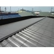 FRP屋根材によるカバー工法です。既存のトタン屋根の上に直接カバーできるので、下地はそのままで、工期が短縮されます。
何度も屋根塗装をされている物件にはたいへんおすすめです。