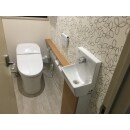清潔感と機能美の節水タイプトイレ