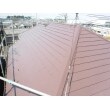 優れた耐候性で 塗りたての美しさを長期間保持可能なラジカル制御形ハイブリッド高耐候屋根用塗料で塗装仕上げ
