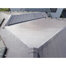２液弱溶剤シリコン系屋根用高日射反射率(遮熱)塗料サーモアイＳｉで塗装仕上げ
