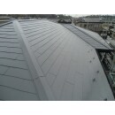耐久性保持可能な屋根用遮熱塗料サーモアイＳｉで塗装仕上げ