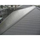 棟包み２１０に交換して耐久性保持可能な屋根用遮熱塗料サーモアイＳｉで塗装仕上げ

