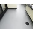 東日本塗料㈱フローン床材の色：フォックスグレーで防水処理施工