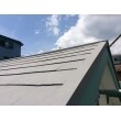 屋根塗装には、遮熱塗料のガイナを採用しております。完成後は遮熱塗料のせいか家の中の暑さがやわらいだ感じがしたと喜んでいただきました。