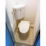 新宿区【トイレのリフォーム】LIXIL隅付きトイレシャワー便座