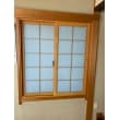 和室の趣を損なわないためにガラスを和紙調組子付きにして、枠色も周りの木色に合わせました。
