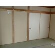 和室らしさを大事にしました。壁は京壁で白じゅらくで塗り替え、畳、ふすま、天井のクロスもすべて替えました。

