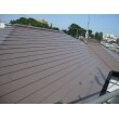 遮熱塗料でを使用して屋根塗装をしました。
室内温度が上がりにくく、約−３度の効果がございますので電気代の削減が出来ます。