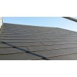 カラーベスト屋根のカバー工法を行いました。
既設の屋根材を撤去せず、上からカバーするように施工することで余分な廃材も出ず、コストを押さえる事ができます。