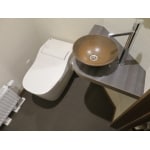 陶器ボールを設えたデザイントイレ