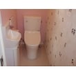トイレは　奥様の「大好き」が詰まったピンクとディズニー柄のクロスで　