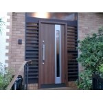 木製玄関ドアからアルミ製玄関ドアへ