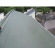 過酷な環境下でも耐久性を保持することが可能な屋根用遮熱塗料を使用しています。
