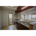 アソートカラーには赤を