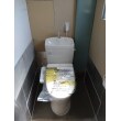 倉庫の和式トイレを洋式トイレに変更しました。