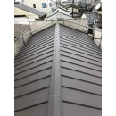 大屋根の和瓦を、立平葺き屋根へ軽量化