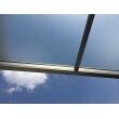 屋根材は『熱線遮熱ポリカーボネート』のクリアマット色をご採用いただきました。
明るさはそのままで、紫外線はしっかりカットしてくれます。