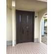 神戸市北区にお住まいのK様邸にて、玄関ドアと勝手口ドアの交換をしました。
