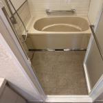 鋳物ホーロー浴槽の質感と保温性を求めた高級浴室リフォーム