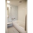 冷めにくい保温浴槽＆お手入れのしやすいTOTOサザナのシステムバスにリニューアル！清潔感のある明るい浴室となりました。