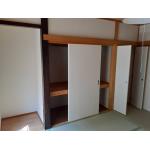 和室の塗り壁を壁紙へ交換