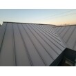 板金の屋根も遮熱塗料で塗装し、耐久性プラス遮熱性という機能を
持たせました。