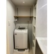 洗濯機パンはLIXIL製のものを設置しました。
架台部分が高くなっているので、洗濯機下のお掃除もいくらかはしやすくなっております！
