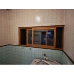 寒い洗面室の窓に内窓を取付けヒートショック対策