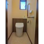 収納付きトイレで空間スッキリ