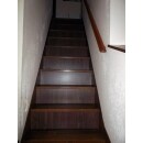 階段蹴込み板張り替えた完成写真です。