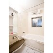 浴室はタイルのお風呂から、お掃除も楽なユニットバスになりました。浴室暖房も付いています。