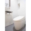 デザイン性と清掃性の良さが両立しているトイレもシンプル綺麗で使いやすいと好評です。 