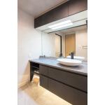 使いやすさと美しさを備えた造作風洗面化粧台