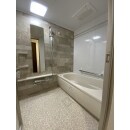 浴室はTOTO「WYシリーズ」へリフォーム。清掃性が今までより格段に良くなり、リラックスできる浴室空間になりました。