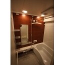 現代の技術やデザインを感じることが出来る住宅設備の一つが浴室です。スペースアップが不可能でも浴槽サイズは大きくなり、浴槽の高さは下げることができるため使用感が格段に向上します。