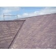 屋根は塗膜が剥げて、基材が暴露している状態でした。このような状態だと、屋根材自体の吸収率が高まってしまいます。こうなると塗膜の劣化スピードは早まってきてしまいます。