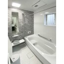 バリアフリー・保温効果ばっちりで安全・快適な浴室に。