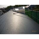 カラーベストで屋根の軽量化をはかりました。