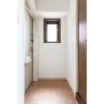 収納の少ない玄関を、広々+収納完備の快適な玄関にリフォーム