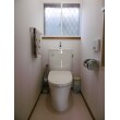 １階トイレは、使用頻度が高いとのことで、ＴＯＴＯの節水型便器にオート洗浄機能の付いた使い勝手の良いウォシュレットを設置しました。