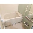 シンプルで、換気乾燥暖房機も付いた使いやすい浴室。