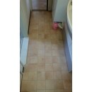 キッチンと続き間の洗面所の床も同じ柄のクッションフロアに貼り替え。