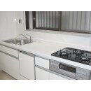 Panasonic製システムキッチン
人大トップに食洗も付いています。
白を基調としたキッチンで、清潔感もアップです。