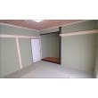 和室壁は吸放湿性に優れた「じゅらく壁」を使っています。 畳は普通の縁有り畳です。